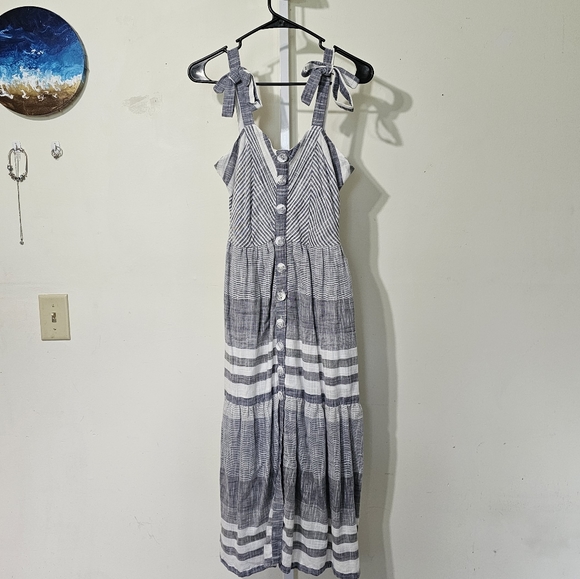 Nostalgia Blue and White Pleated Sundress - Picture 1 of 9